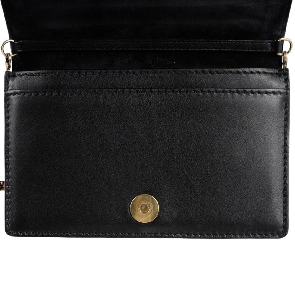 Chain Clutch Crossbody Bag - Picture 8 of 10
